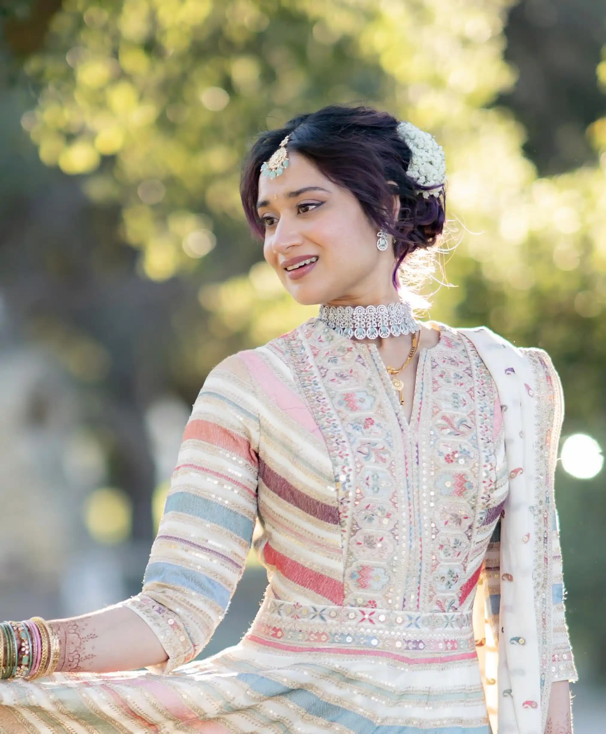 Düğün Makyajınızı Kendiniz Yapmak İçin Ürünler, Teknikler ve İpuçları