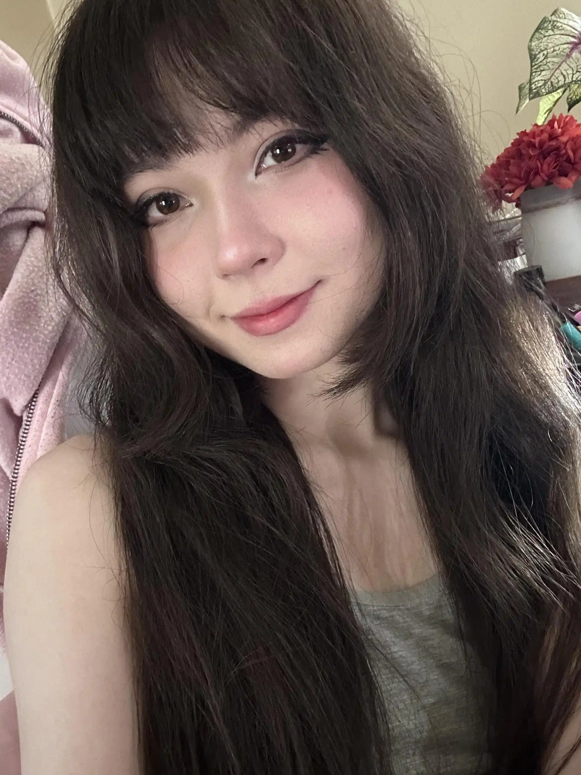 Makyajda Gözlerin Aşağıya Doğru Görünmesini Önlemenin Etkili Teknikleri ve Ürün Seçimi