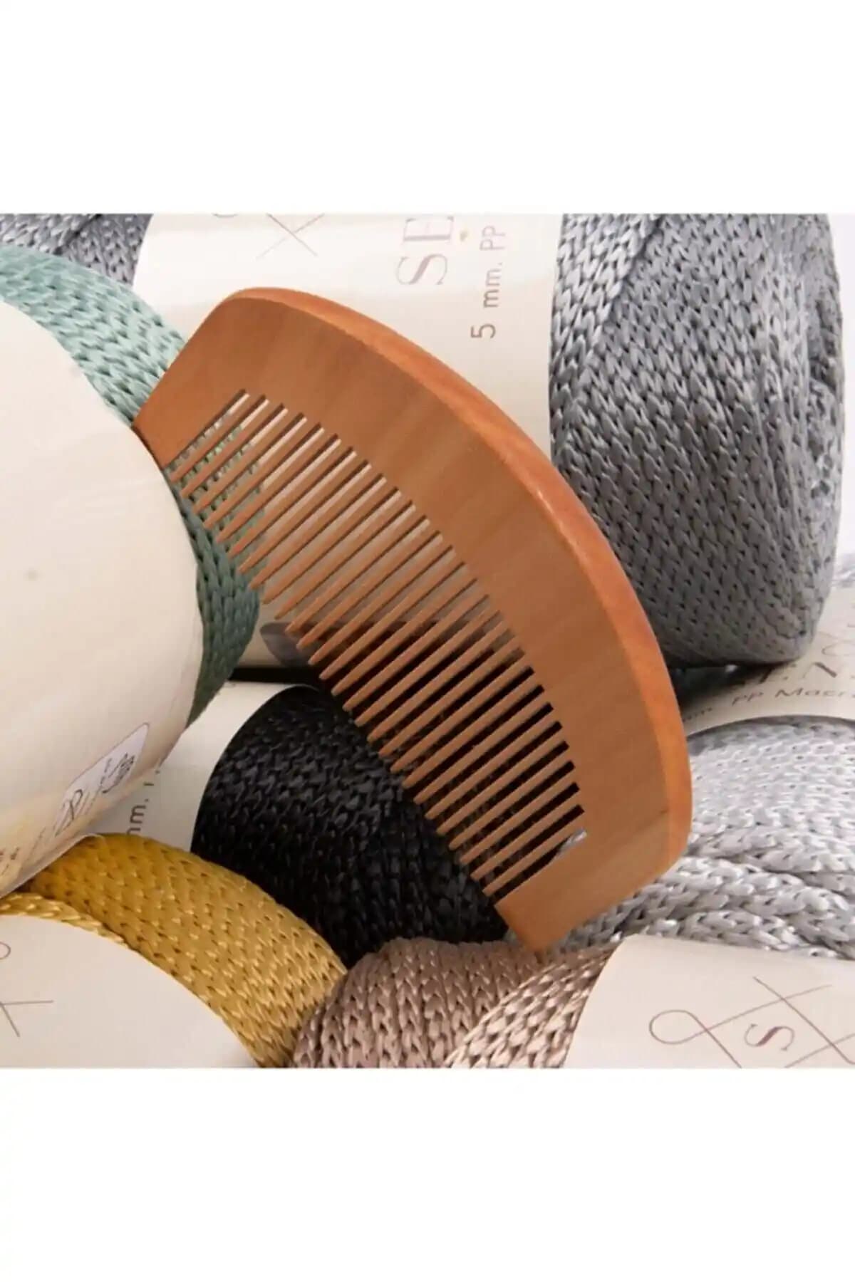 Makromecity Doğal Ahşap Bebek ve Çocuk Tarağı: Güvenli ve Sağlıklı Saç Bakımı İçin En İdeal Seçenek