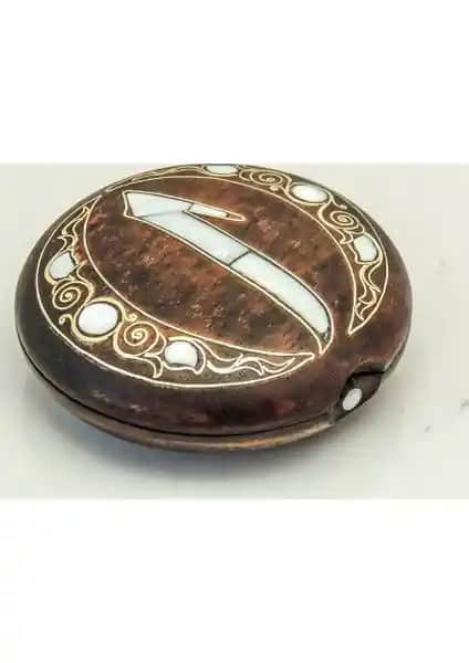 Gümtüştekin Çanta Aynası: El İşçiliği ve Sanatın Zarif Buluşması