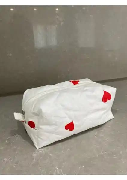 Lusso Tekstil Kalp Model Çok Amaçlı Makyaj Çantası Estetik ve Dayanıklı Tasarım