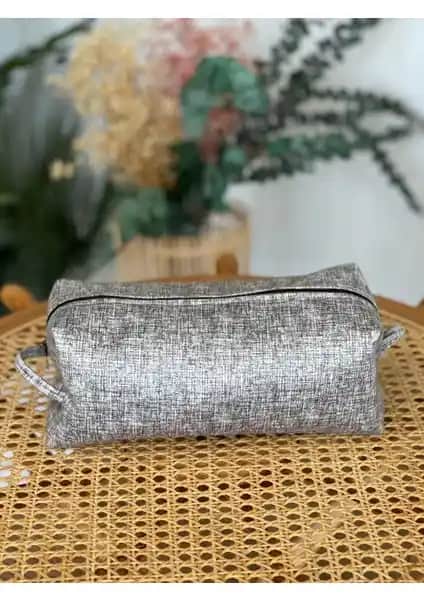 Mady Aksesuar Gri Kalemlik: Şık ve Çok Amaçlı Düzenleyici Çözüm