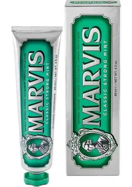 Marvis Classic Strong Mint Diş Macunu: Ferahlatıcı ve Şık Tasarımlı Temizlik Ürünü