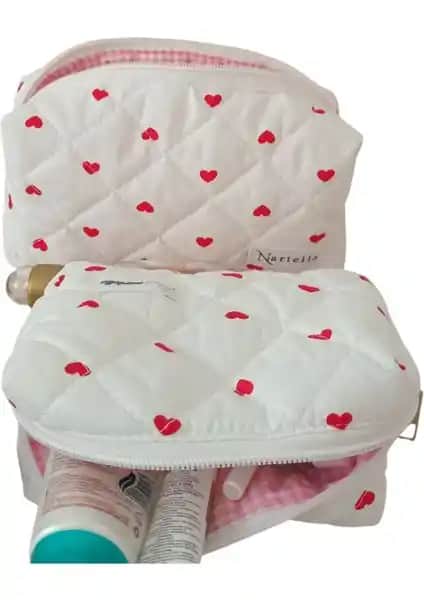 Nartella Love Heart Kalp Desenli Kapitone Makyaj Çantası Seti: Şıklık ve Fonksiyonellik Bir Arada