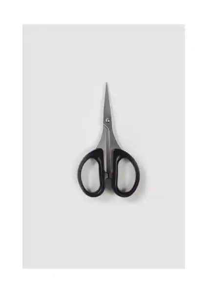 Nascita Manikür Makas Mz 1174: Dayanıklı ve Hassas Tırnak Bakım Aracı