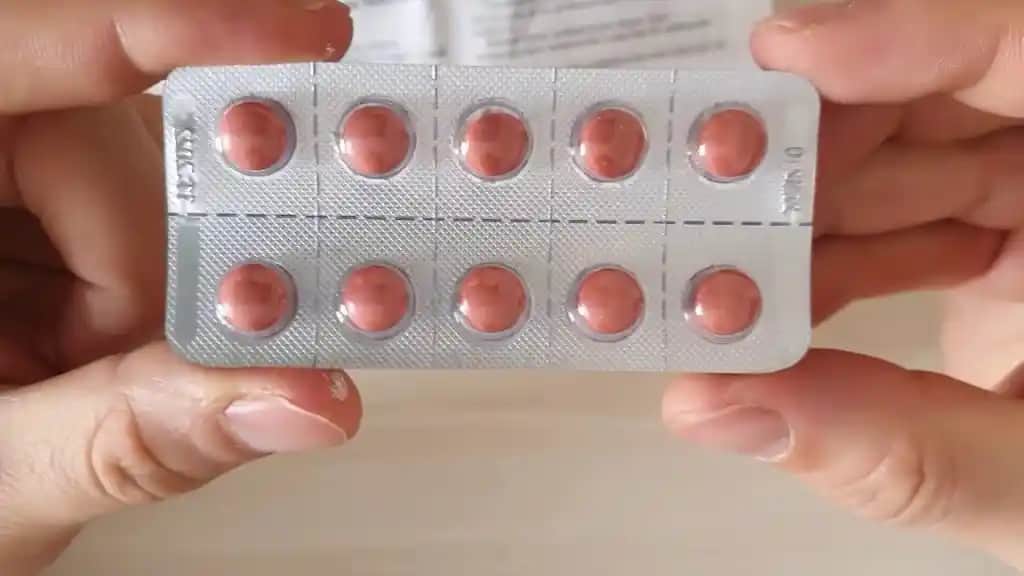 Adet Döneminde Ağrı Kesici Kullanımı ve Kozmetik Etkiler Analizi