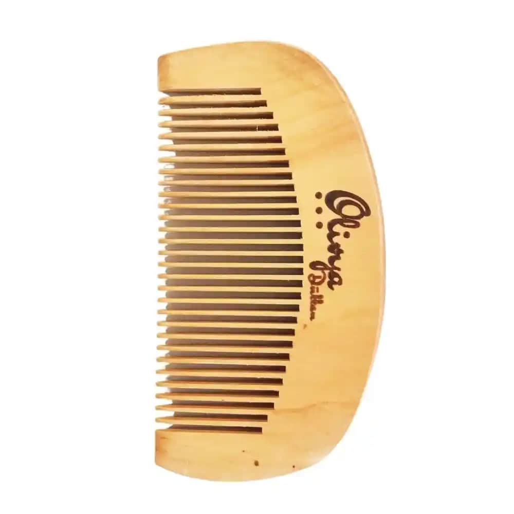 Ahşap Taraklar ve Doğal Saç Bakımı: Saç Sağlığı ve Çevre Dostu Seçenekler