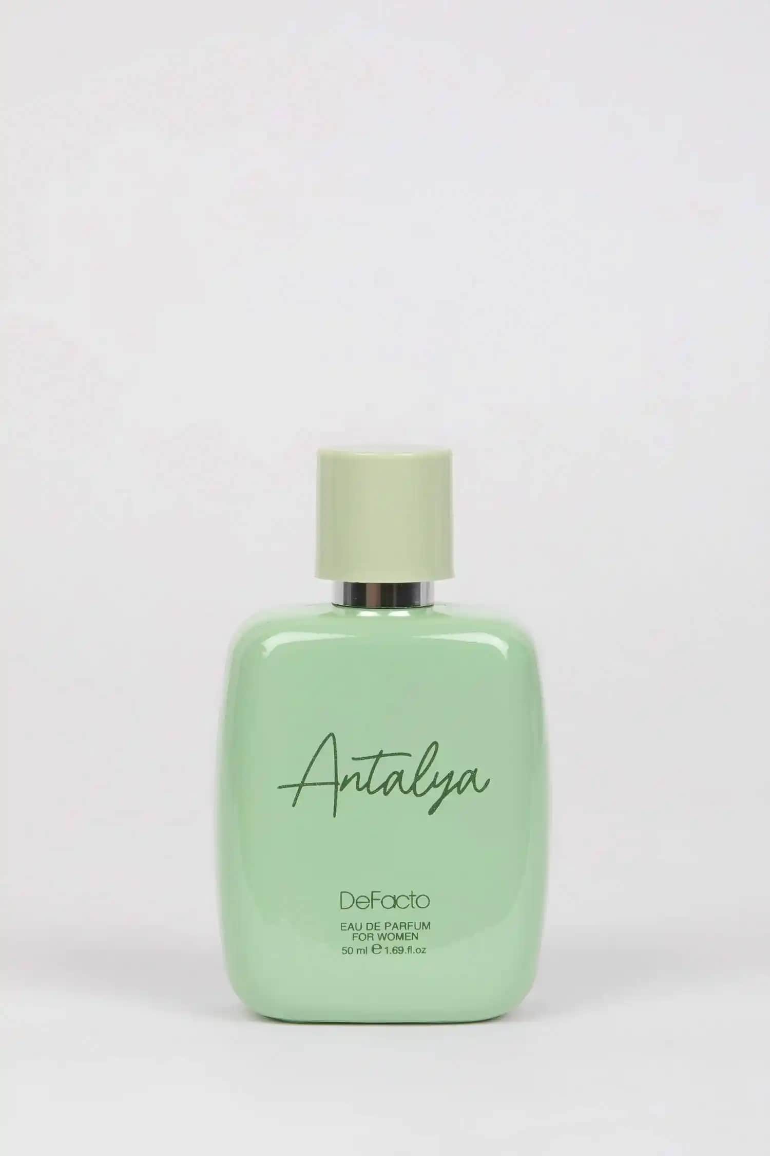 Antalya'da Parfüm Alışverişi Rehberi: En İyi Kokuları Keşfetmek İçin İpuçları