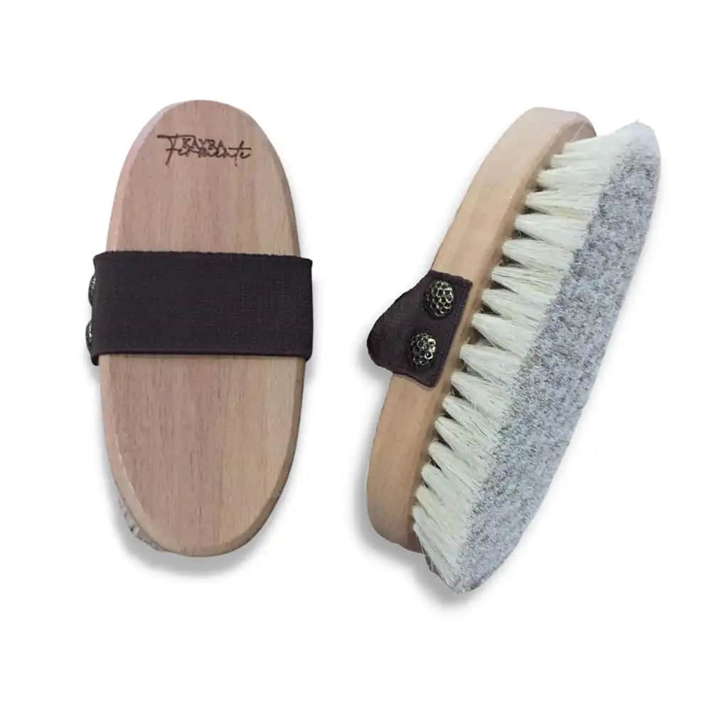 At Fırçası: Doğal ve Etkili Bir Cilt Temizleme Aracı Hakkında Kapsamlı Rehber