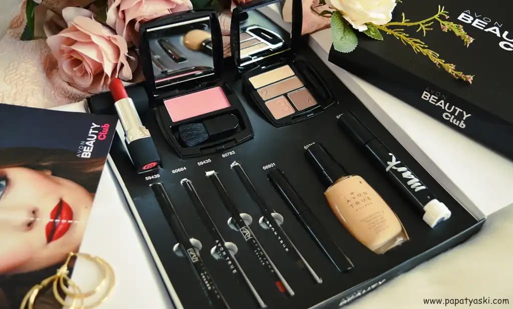 Avon Makyaj Setleri: Çeşitleri ve Seçim İpuçlarıyla Güzelliğinizi Yansıtın