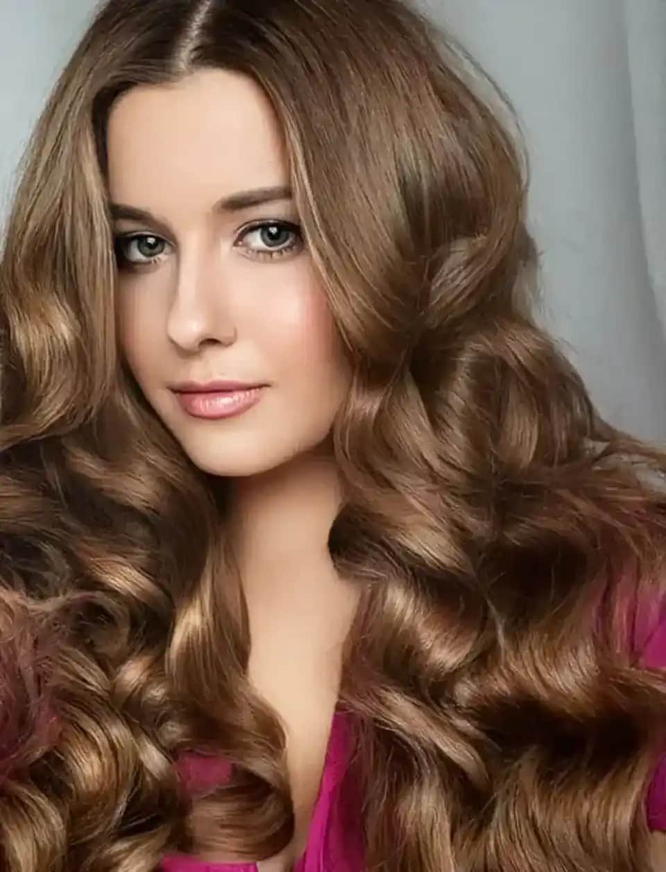 Buğday Ten ve Kumral Saç Uyumuyla Doğal Güzelliğinizi Ortaya Çıkarmanın Yolları