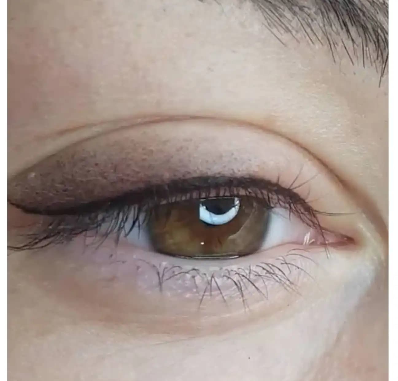 Buğulu Eyeliner ile Çekici ve Doğal Göz Makyajı Trendleri 2023