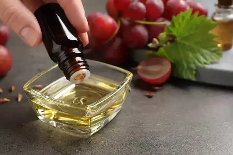 Cilt Altı Yağ Dokusu Nasıl Azaltılır: Sağlıklı Yaşam ve Medikal Yöntemler