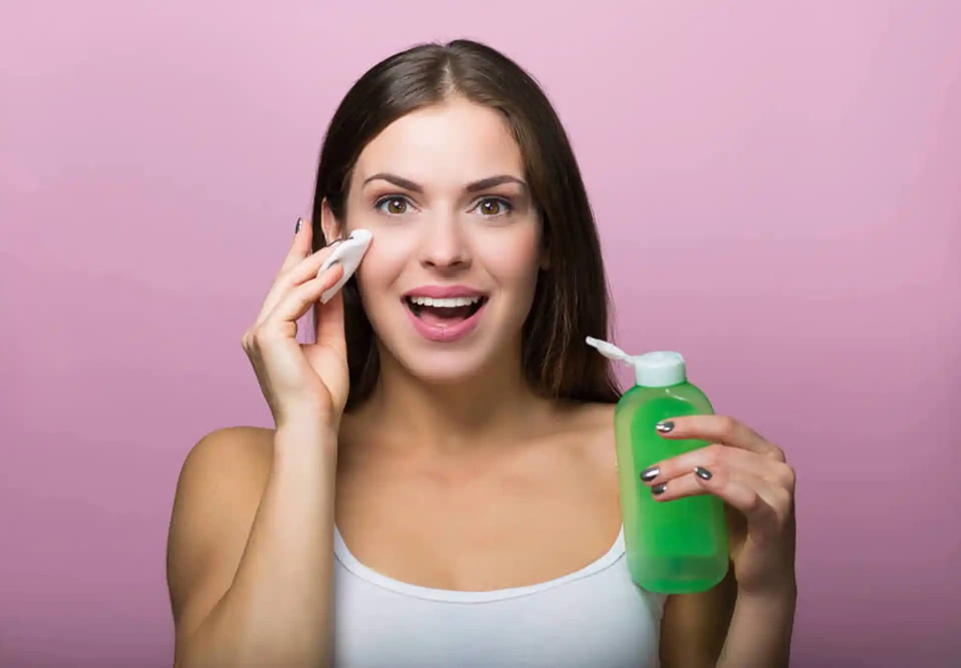 Cilt Bakımında Tonik Kullanımının Önemi ve Doğru Seçim İpuçları