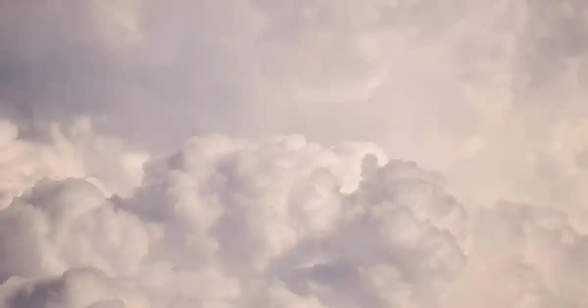 Cilt Serumu Nedir ve Neden Güzellik Rutininizin Vazgeçilmez Parçasıdır