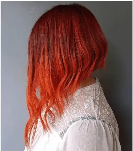 Çingene Turuncusu Saç Rengi: Doğal Güzellik ve Cesur Bir Tarzın Yansıması