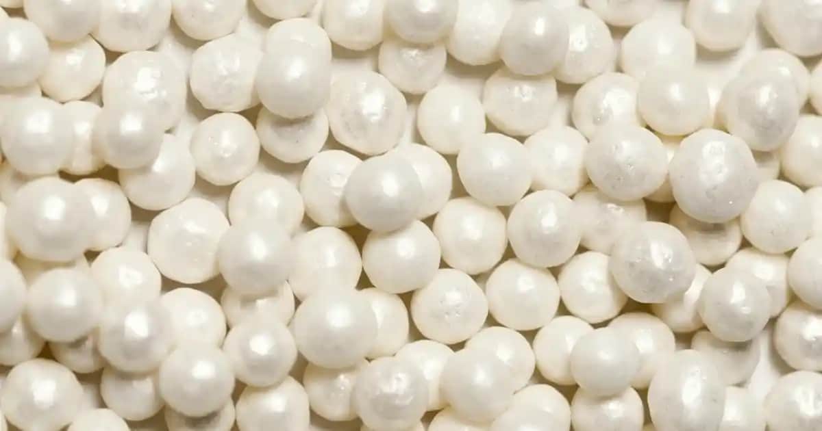 Dudak Üstü Egzama Nedir, Belirtileri ve Kozmetik Ürünlerle Başa Çıkma Yöntemleri