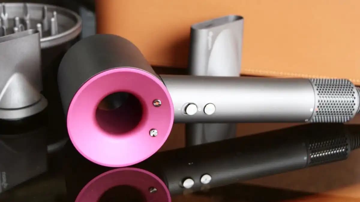 Dyson Muadili Ürünlerin Kozmetik Sektöründeki Yeri ve Önemi Analizi