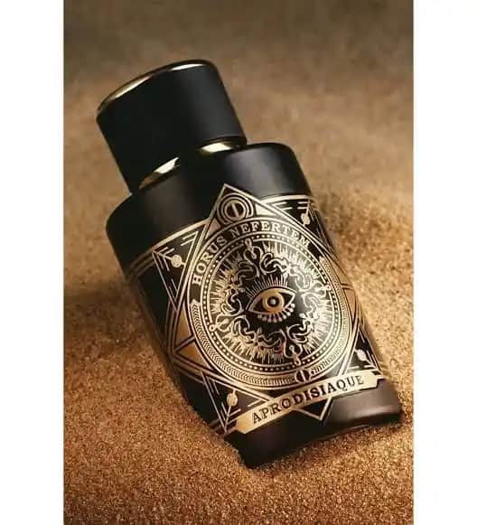 En Etkili Afrodizyak Parfüm Seçenekleri ve Cazibeyi Artıran Kokular