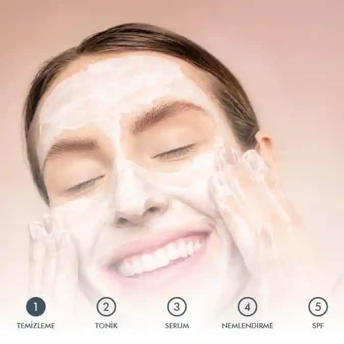 En Saf Cilt Bakım Rutini ve Doğal Kozmetik Ürünlerin Avantajları