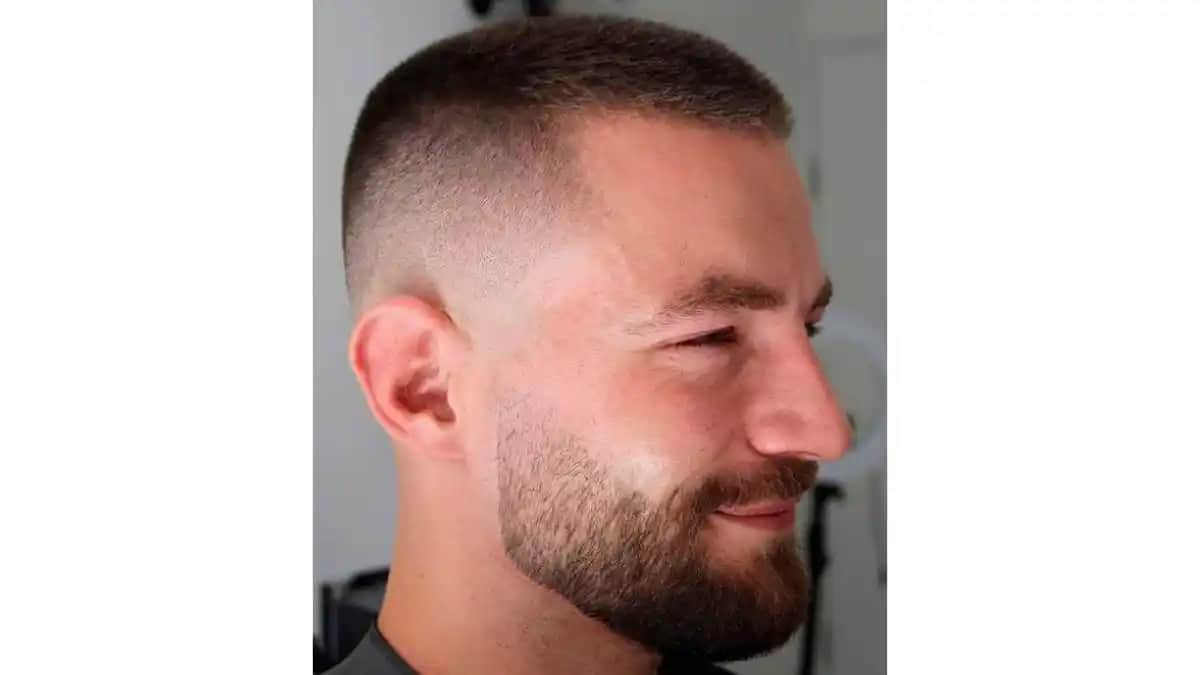 Erkekler İçin 4 Numara Saç Kesimi: Modern ve Pratik Bir Stil Seçeneği