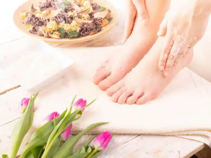 Evde Ayak Peelingi Nasıl Yapılır: Doğal ve Ekonomik Güzellik Çözümleri