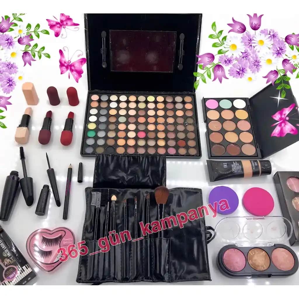 Gelin Makyaj Setleri: Düğün Gününüz İçin Uygun ve Kaliteli Seçenekler