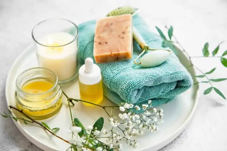 Genital Bölgeye Krem Sürme Rehberi: Güvenli Kullanım ve Dikkat Edilmesi Gerekenler