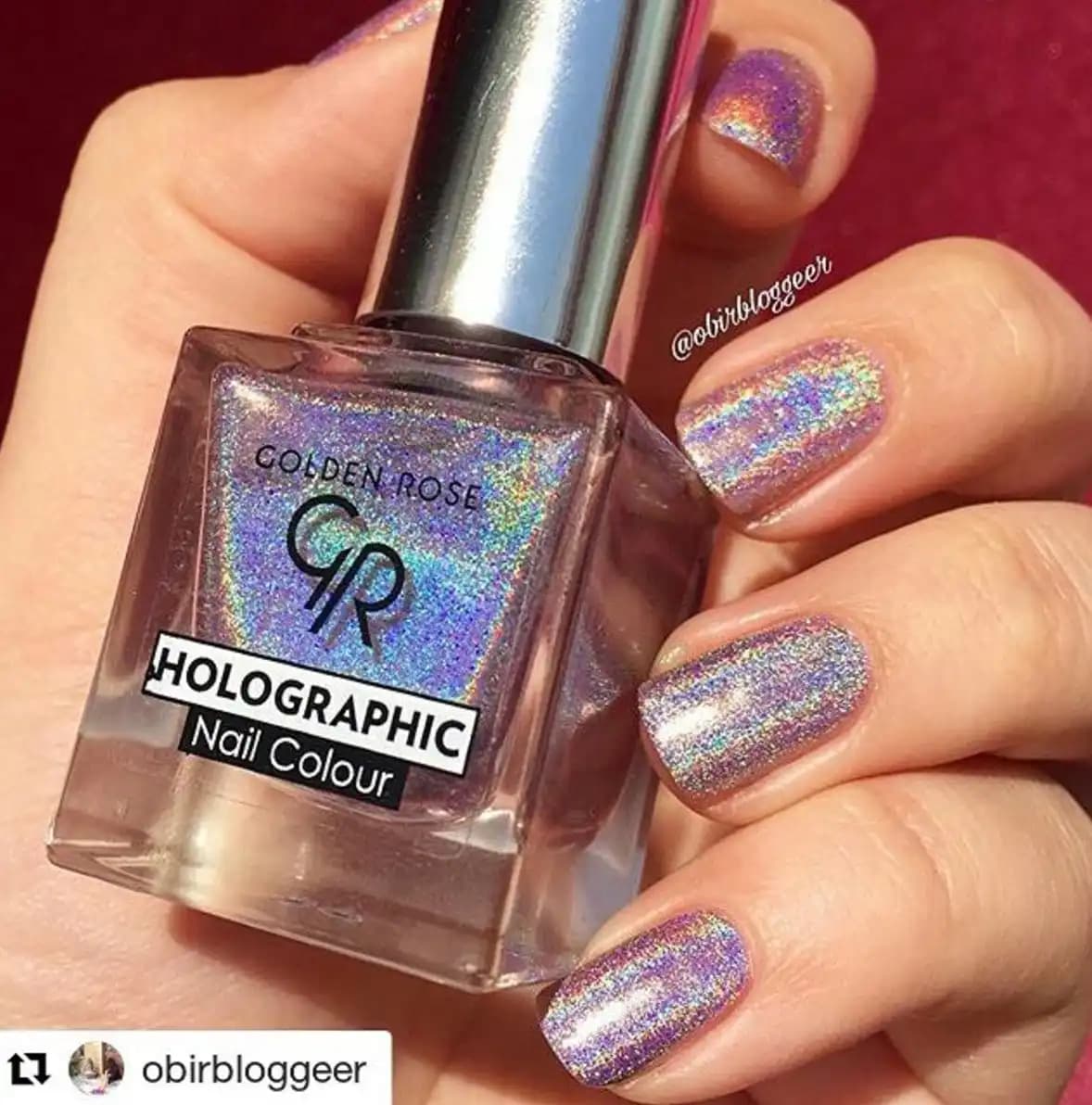 Golden Rose Holografik Oje: Parlak ve Renkli Tırnaklar İçin Uygulama İpuçları ve Stil Önerileri