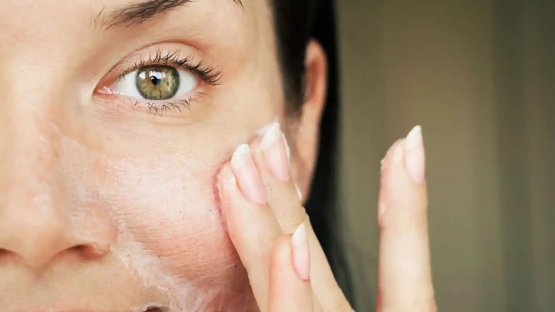 Gözeneklerin Görünümünü Azaltma ve Temizleme Yöntemleri Hakkında Detaylı Bilgi