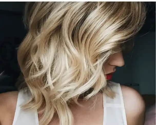 Hafif Su Dalgası Nedir ve Doğal Görünüm Sağlayan Saç Şekillendirme Yöntemleri