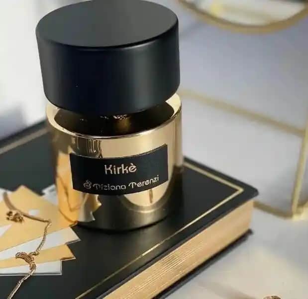 Kirke Kadın Parfümü: Kalıcı ve Şık Kokularla Kendinizi İfade Edin
