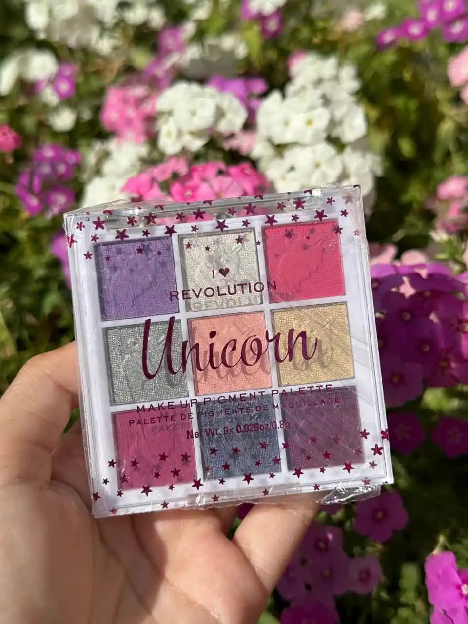 Kozmetik Dünyasında Revolution Spark ile Parlaklık ve Işıltı Trendleri