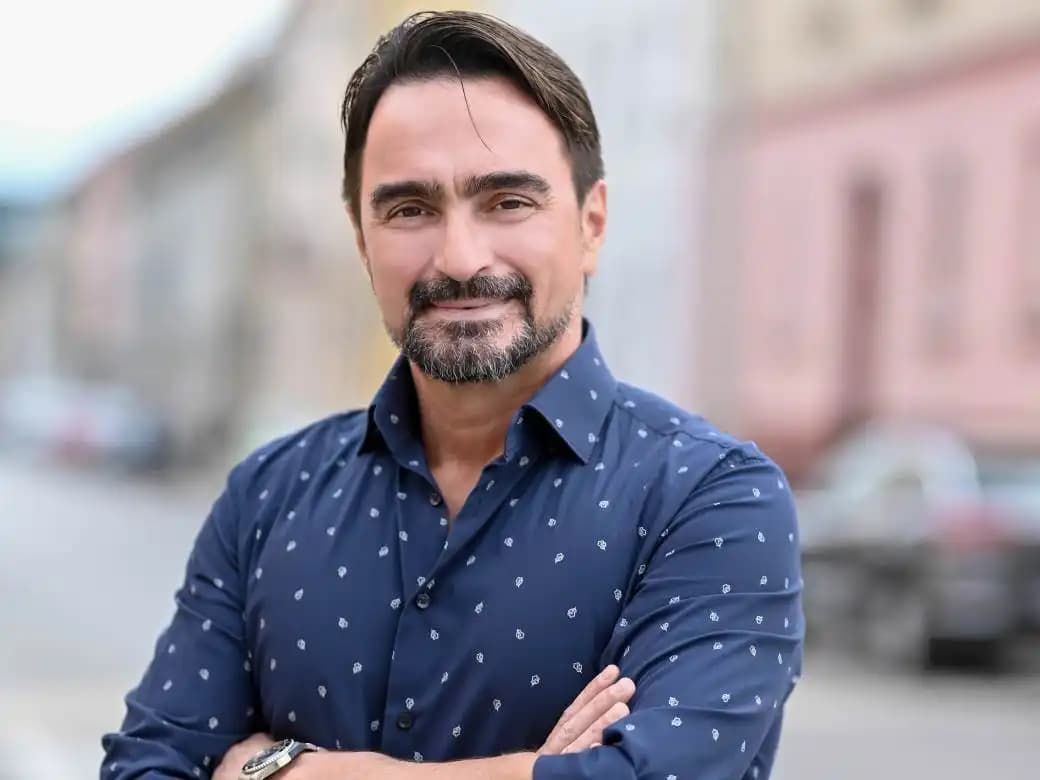 Kozmetik Sektöründe Görüntüleme Teknolojilerinin Rolü ve Sağlıkla Bütünleşen Estetik Yaklaşımlar