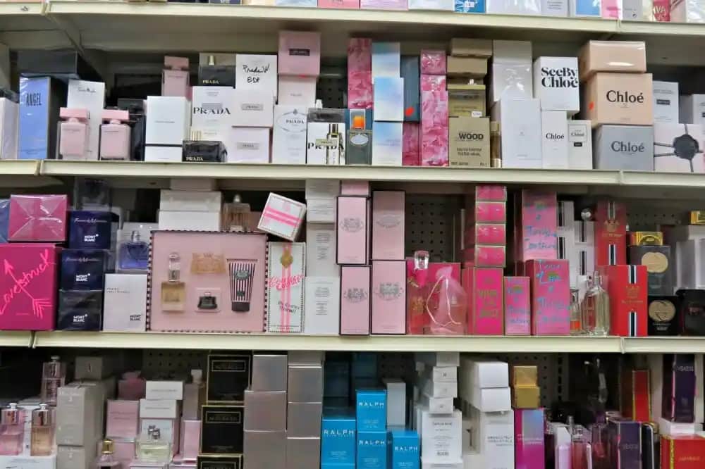 Kozmetik Sektöründe Güvenilirlik ve Kalite Standartlarına Uygun Toplu Parfüm Seçimi