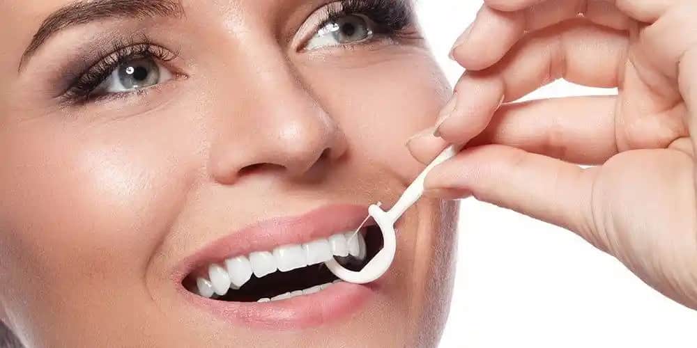 Kürdanlı Diş İpi Kullanımının Önemi ve Faydaları Günlük Diş Bakımında Temel Rol Oynar