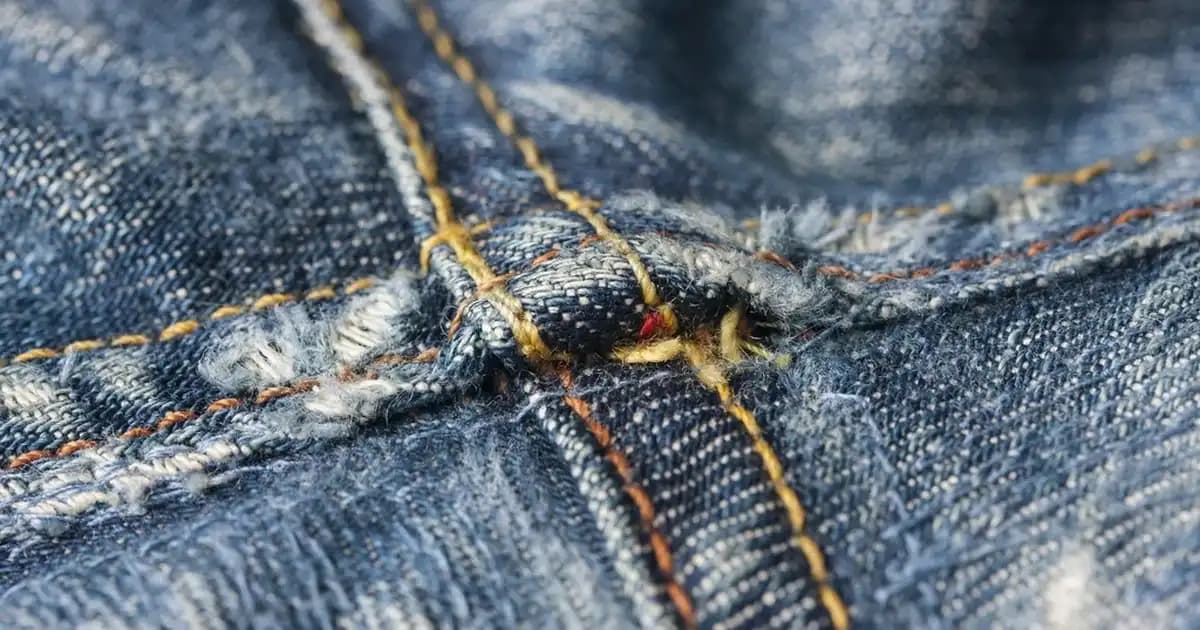 Kuru Cilt Nedir, Belirtileri ve Doğru Bakım Yöntemleri Hakkında Kapsamlı Bilgi