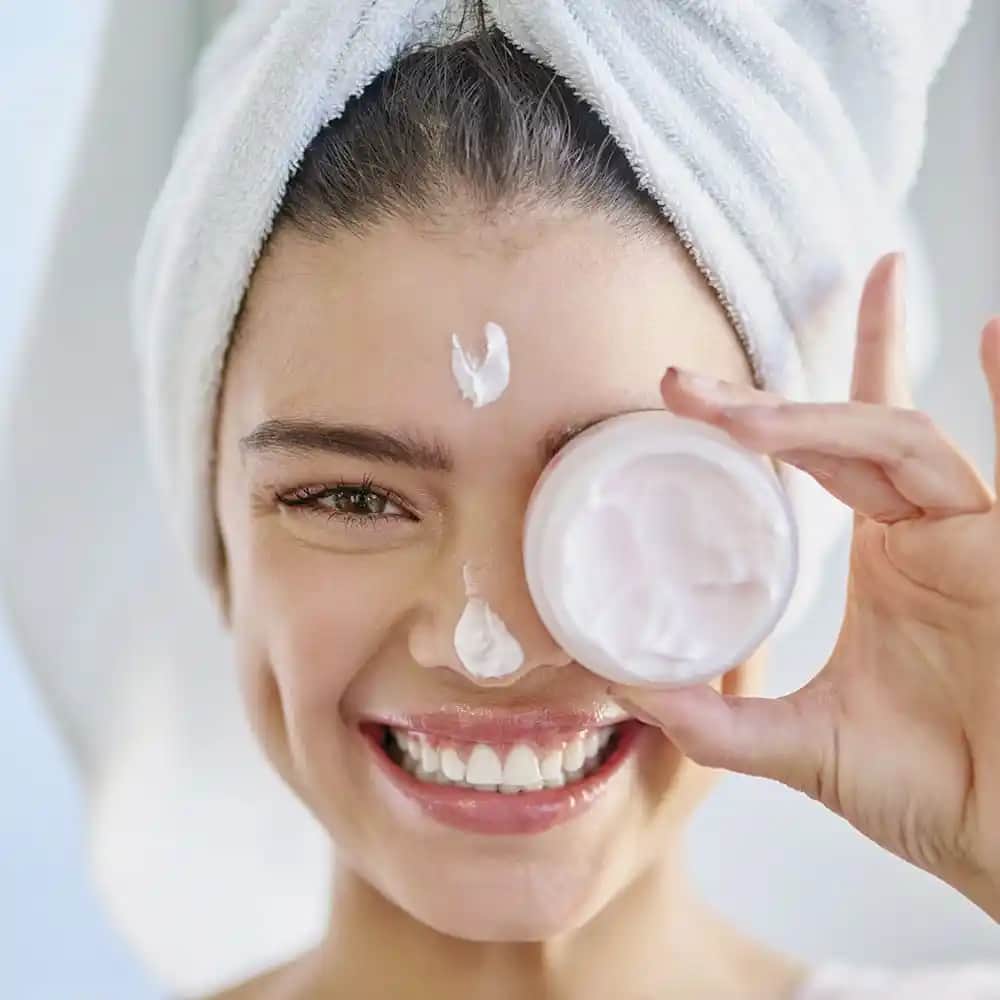 Kuru Ciltler İçin Etkili Bakım Yöntemleri ve Doğal Çözümler Rehberi