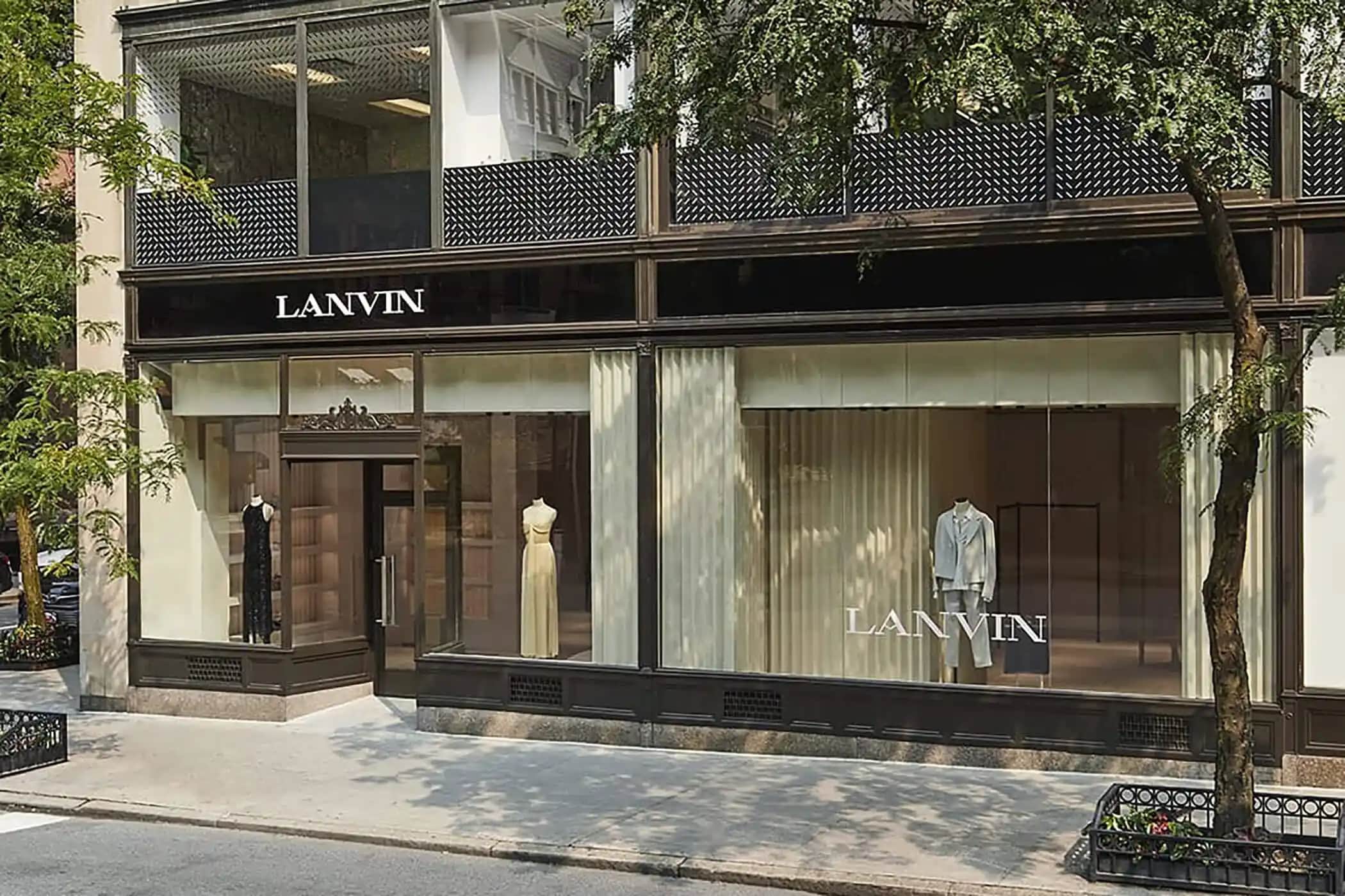 Lanvin Kozmetik Markası: Zarafet ve İnovasyonun Simgesi 2023 Yılı Trendleriyle
