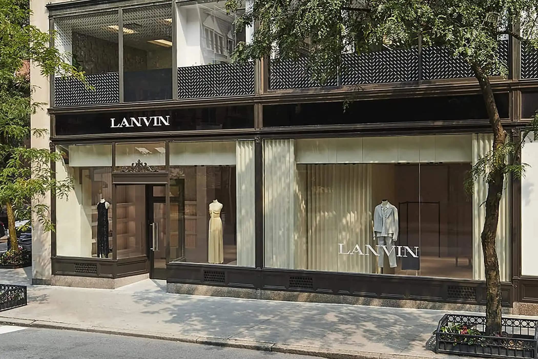 Lanvin Kozmetik Markası: Zarafet ve İnovasyonun Simgesi 2023 Yılı Trendleriyle