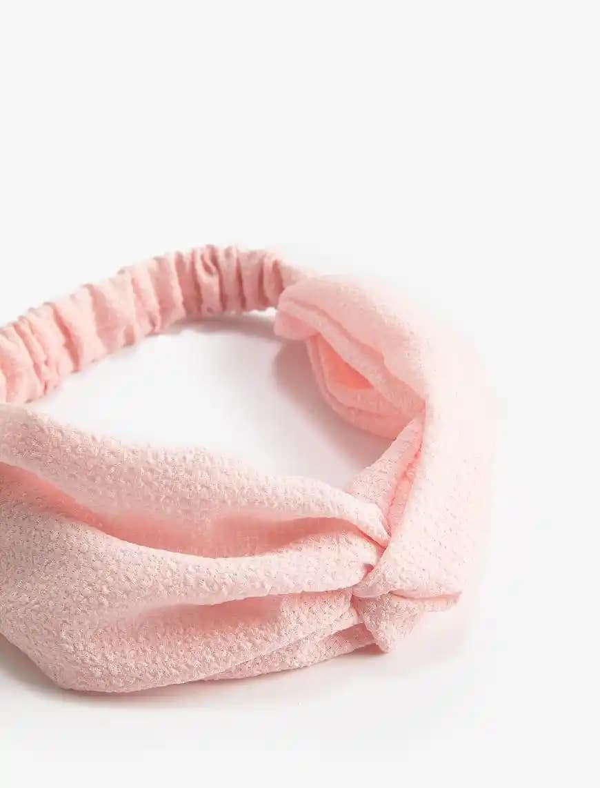 Lastikli Saç Bandı Nedir Modada Kullanımı ve Trendleri Hakkında Detaylı Bilgi