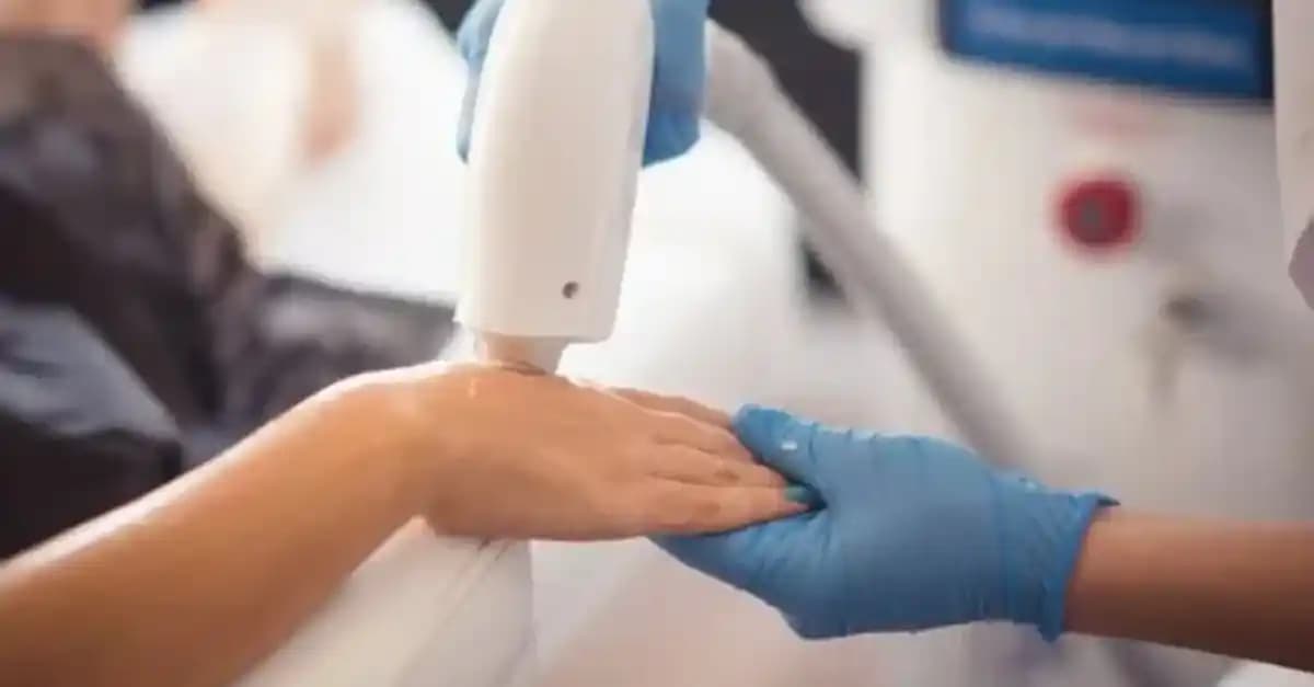 Lazer Sonrası Kaşıntı Nasıl Geçer ve Cilt İyileşmesini Hızlandırma Yöntemleri