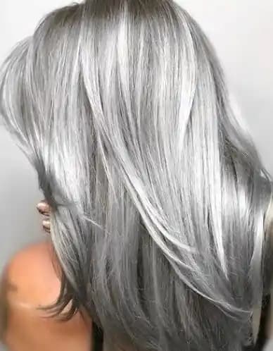 Metalik Gri Saç Rengi: Modern ve Şık Bir Trend ile Kendinizi İfade Edin