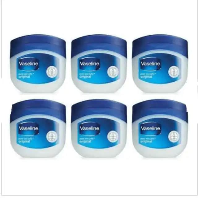 Mini Vazelin: Taşınabilir ve Çok Yönlü Kozmetik Ürünü Analizi ve Kullanım İpuçları