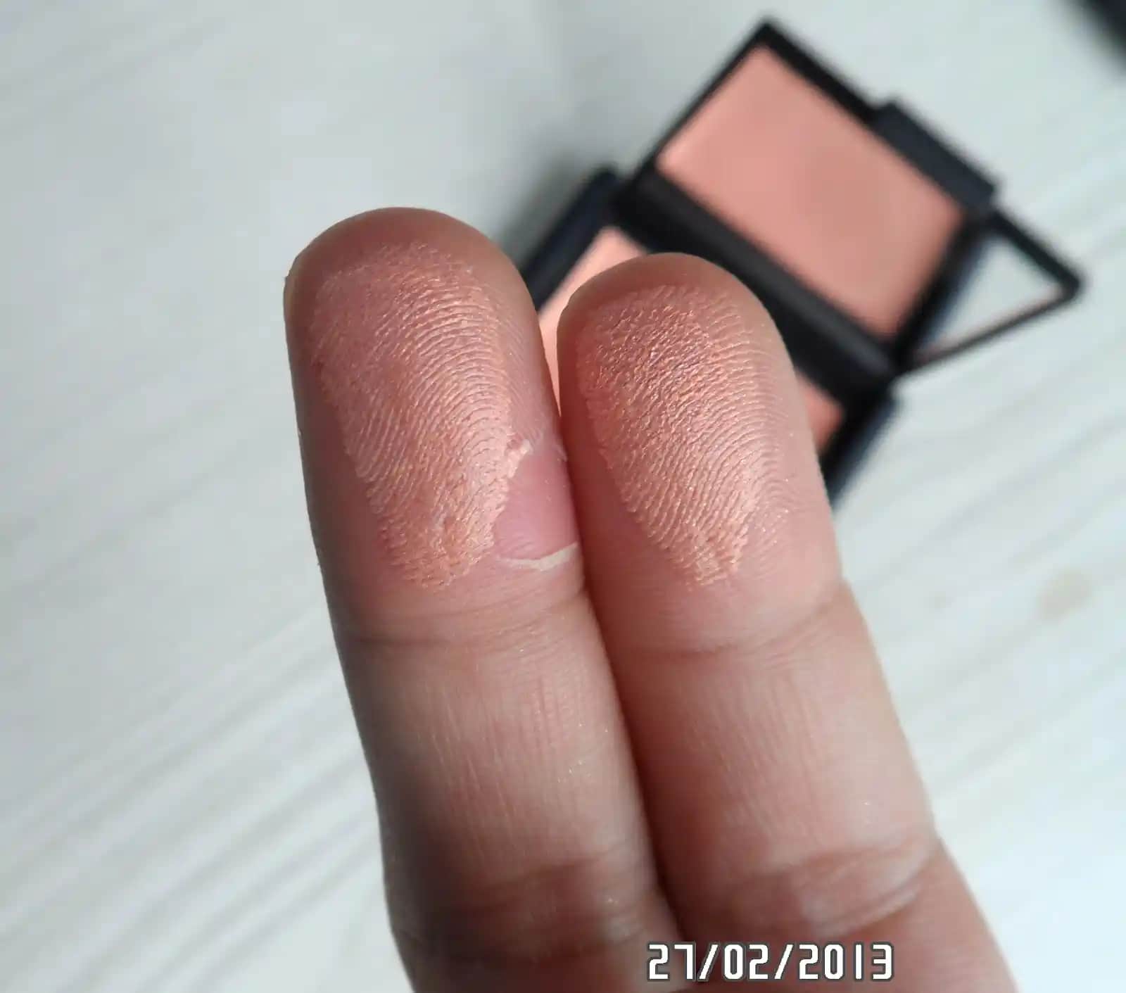 Nars Krem Allık: Doğal Görünüm ve Uzun Süre Dayanan Makyaj İçin En İyi Seçenek