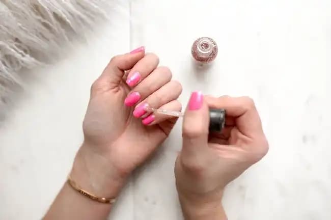 Oje Kurutma Yöntemleri Profesyonel ve Pratik İpuçlarıyla Kusursuz Sonuçlar