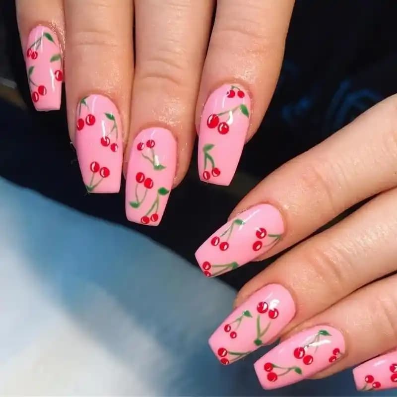 Pembe Nail Art Trendleri ve Teknikleriyle Şık ve Modern Tırnak Tasarımları