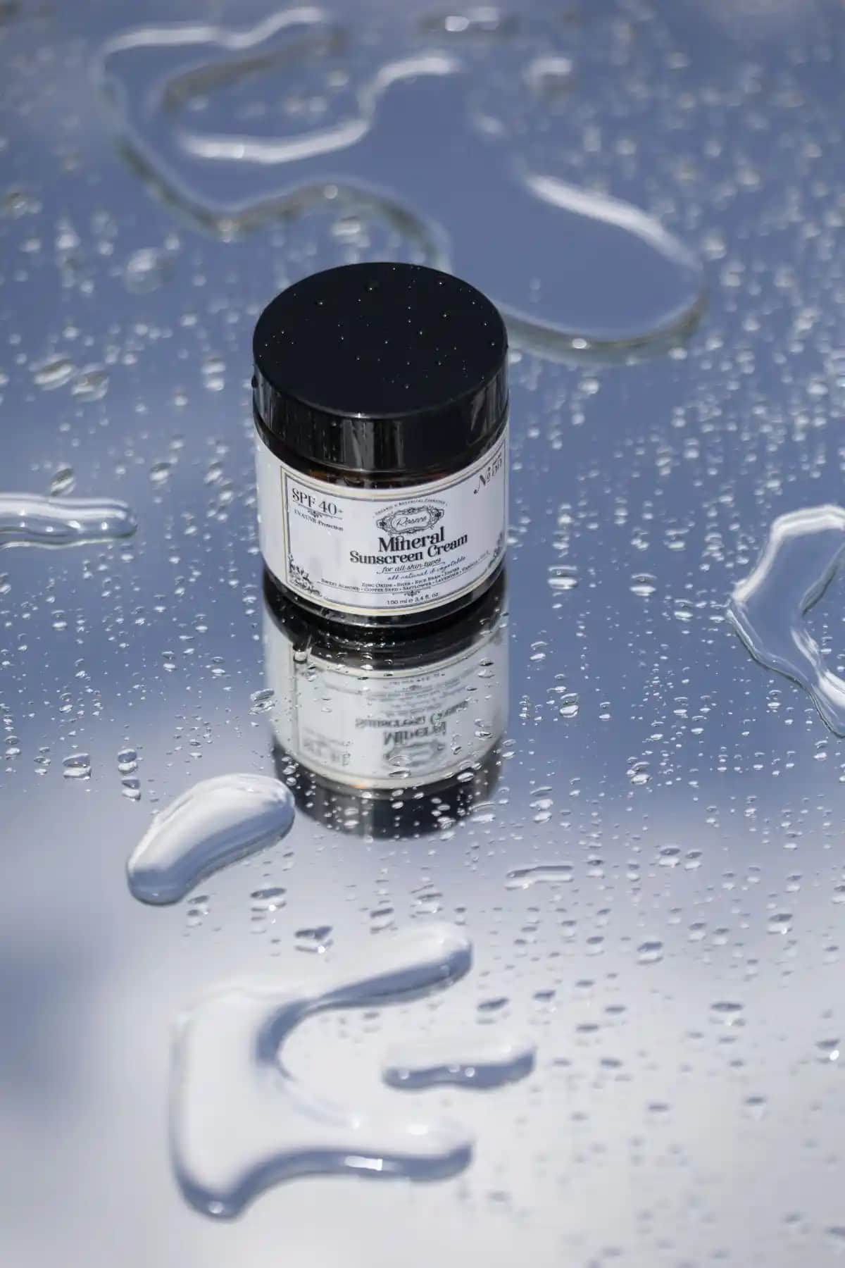 Rosece Güneş Kremi: Yüksek Koruma Seviyesi ve Cilt Dostu Özellikleriyle Güvenilir Güneş Koruyucu