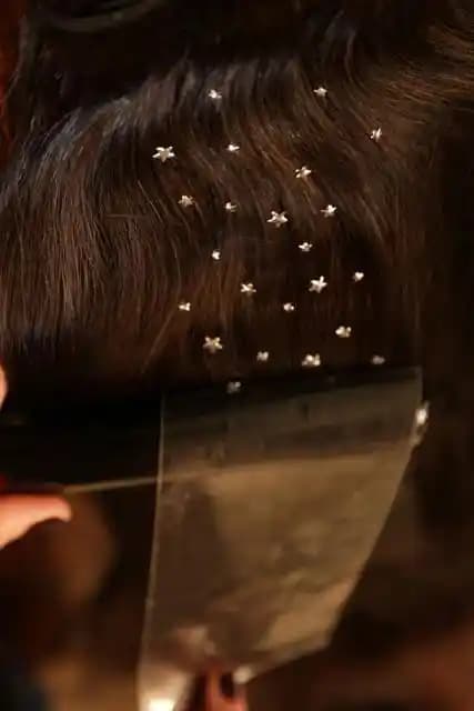 Saç Pulu Nedenleri ve Etkili Doğal Çözüm Yöntemleri Hakkında Bilgilendirici Rehber