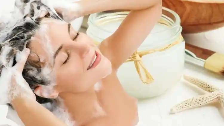 Saçı Yu<muş>atan Ürünler ve Doğal Bakım İpuçlarıyla Sağlıklı Saçlara Kavuşun